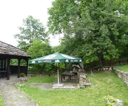 Дом отдыха Tacheva Family House - Pool Access *
