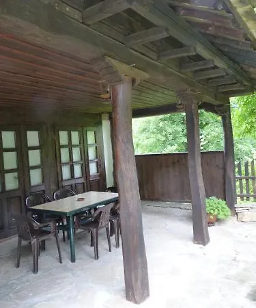 Tacheva Family House - Pool Access Дом отдыха Боженците