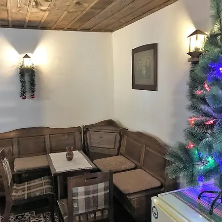 Дом отдыха Tacheva Family House - Pool Access