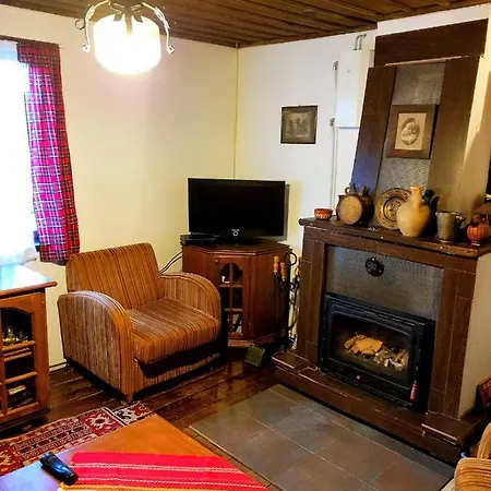 Дом отдыха Tacheva Family House - Pool Access *